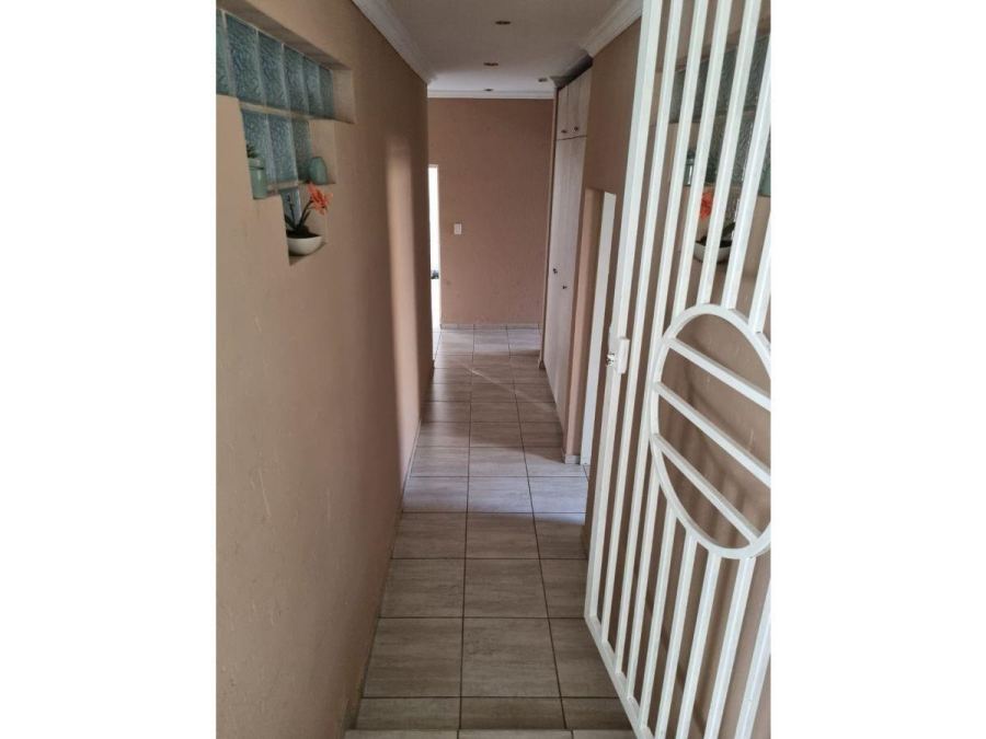 To Let 3 Bedroom Property for Rent in Winchester Hills Gauteng