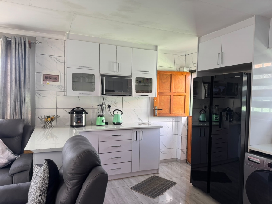 3 Bedroom Property for Sale in Windmill Park Gauteng