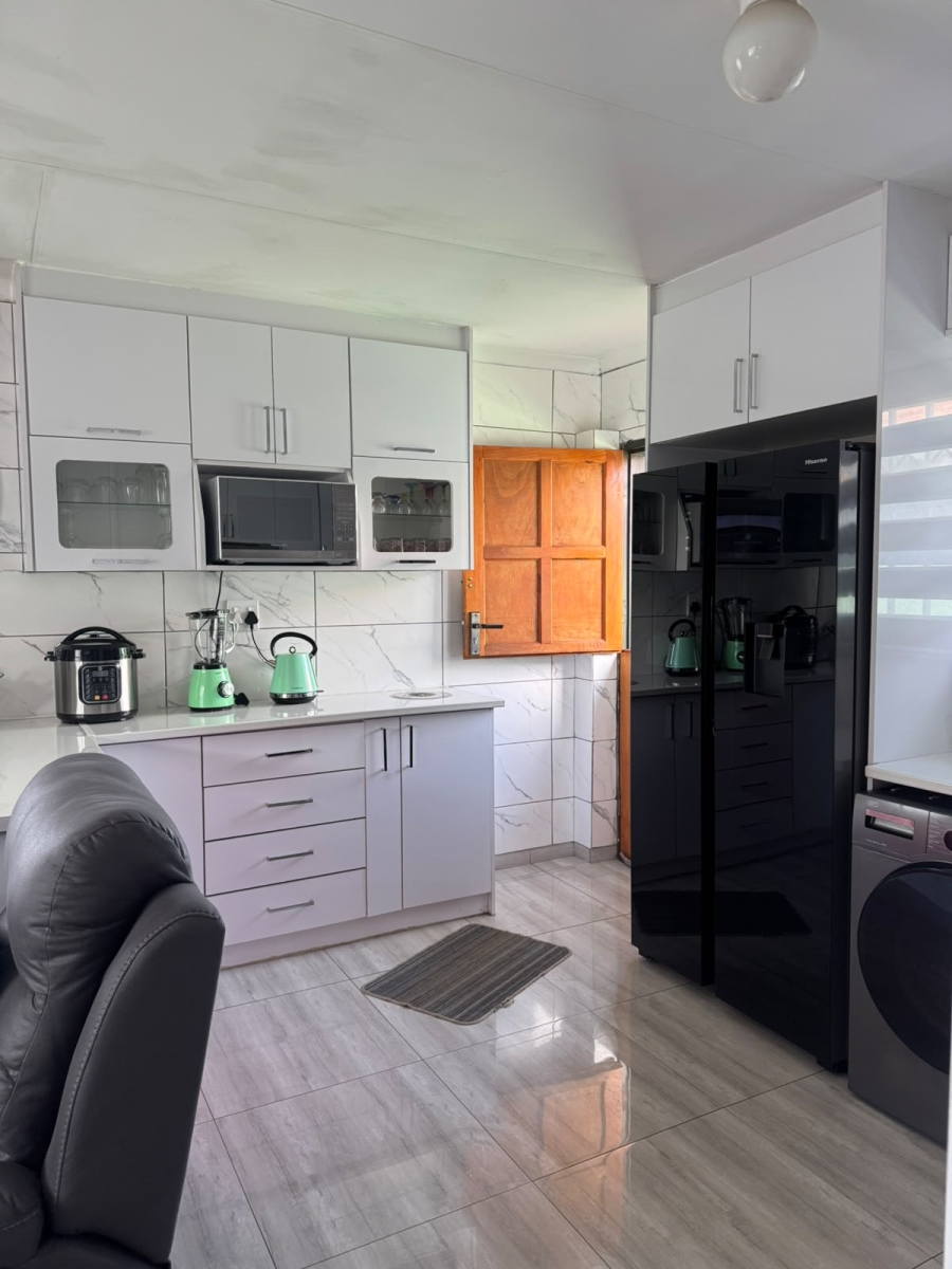 3 Bedroom Property for Sale in Windmill Park Gauteng