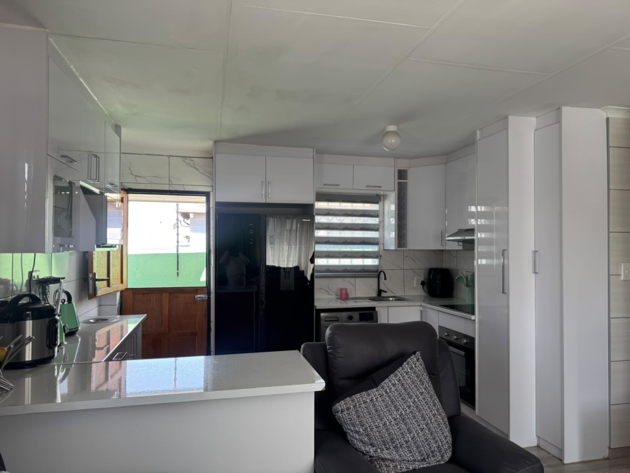 3 Bedroom Property for Sale in Windmill Park Gauteng
