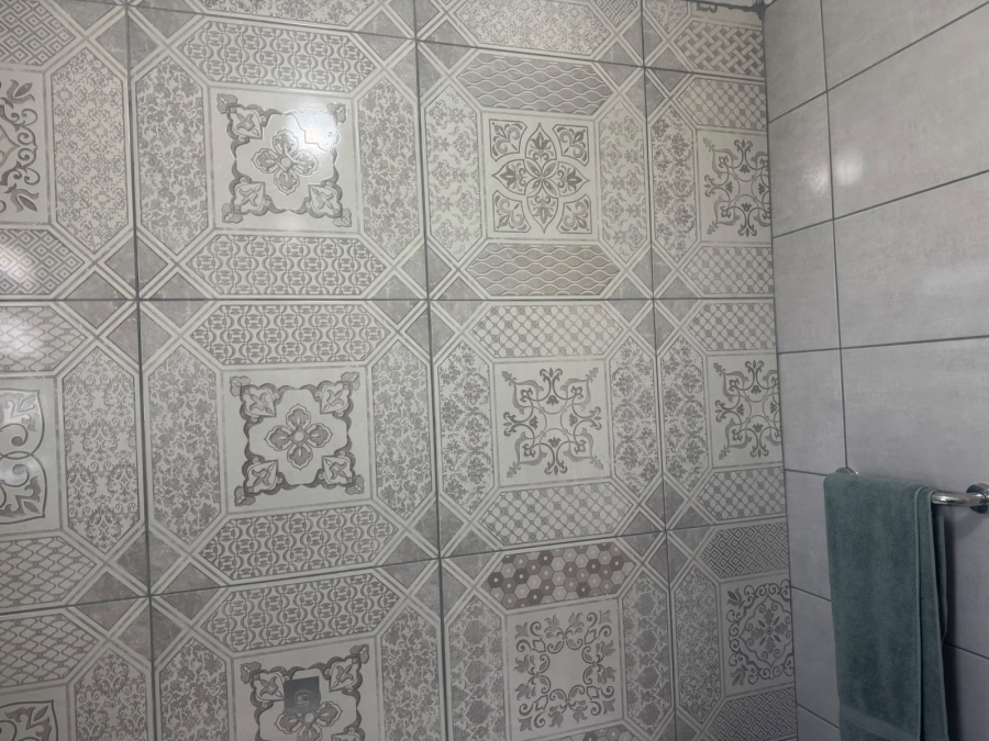 3 Bedroom Property for Sale in Windmill Park Gauteng