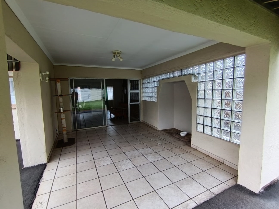 4 Bedroom Property for Sale in Atlasville Gauteng