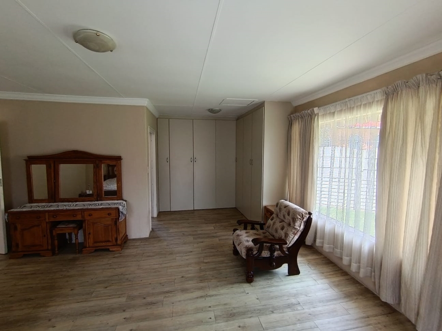 4 Bedroom Property for Sale in Atlasville Gauteng