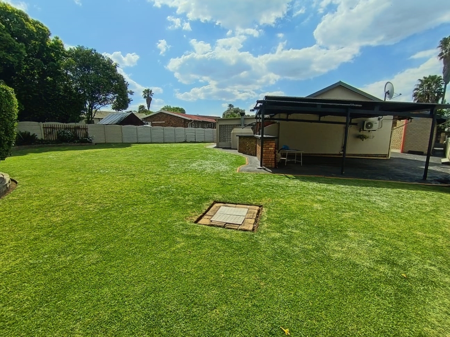 4 Bedroom Property for Sale in Atlasville Gauteng