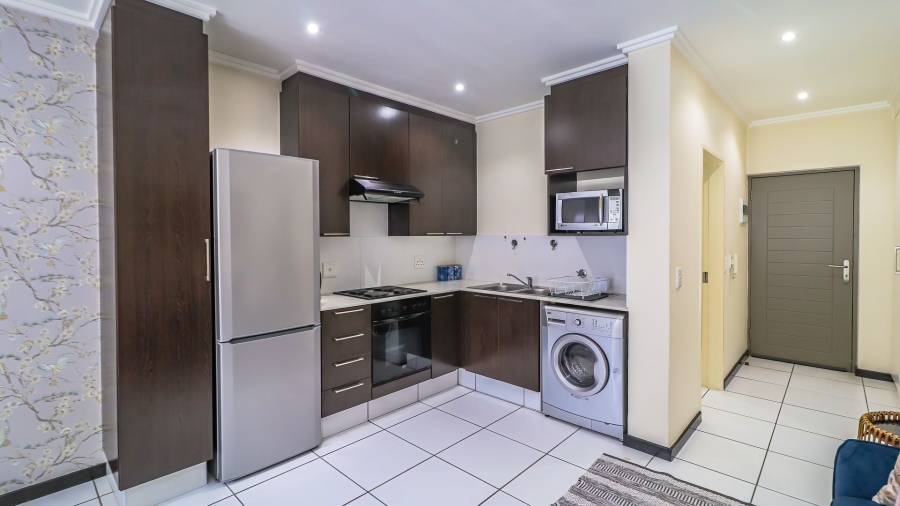 1 Bedroom Property for Sale in Sunninghill Gauteng