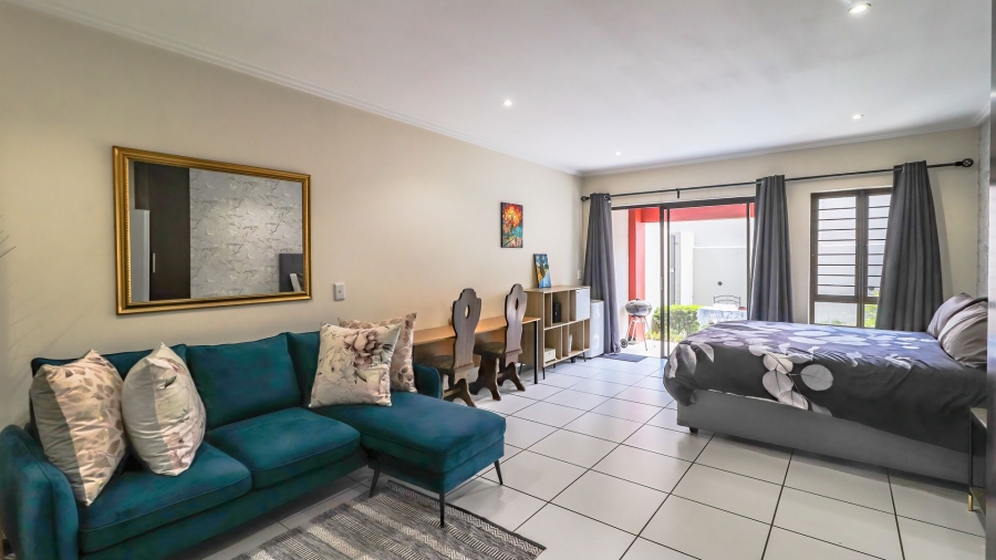 1 Bedroom Property for Sale in Sunninghill Gauteng