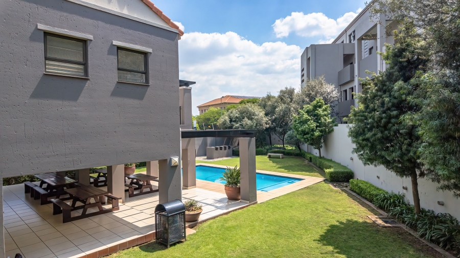 1 Bedroom Property for Sale in Sunninghill Gauteng