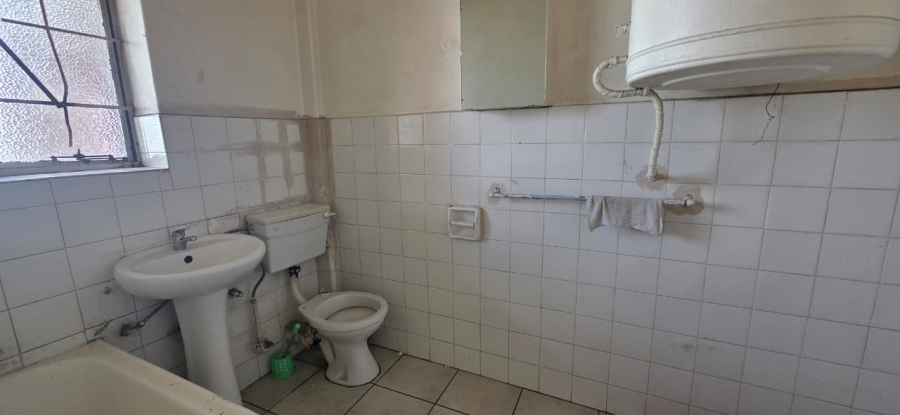 To Let 1 Bedroom Property for Rent in Primrose Gauteng