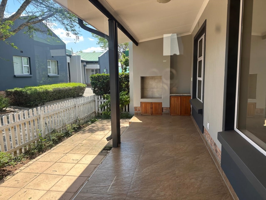 2 Bedroom Property for Sale in Modderfontein Gauteng