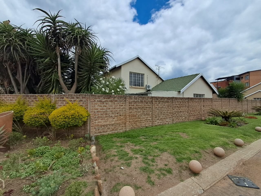 3 Bedroom Property for Sale in Eveleigh Gauteng