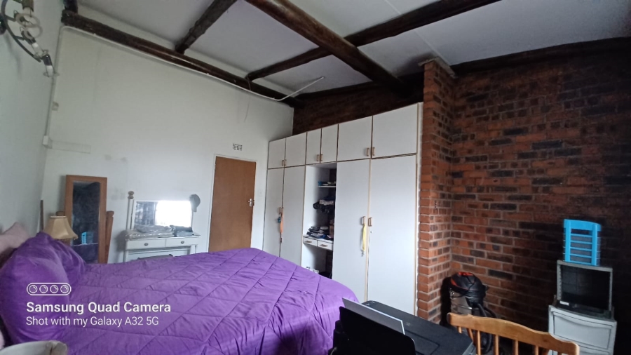 4 Bedroom Property for Sale in Selection Park Gauteng