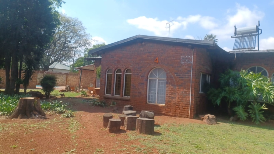 4 Bedroom Property for Sale in Selection Park Gauteng