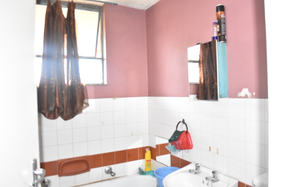 2 Bedroom Property for Sale in Pretoria Central Gauteng
