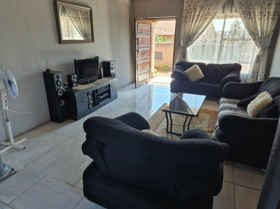 3 Bedroom Property for Sale in Soshanguve PP1 Gauteng