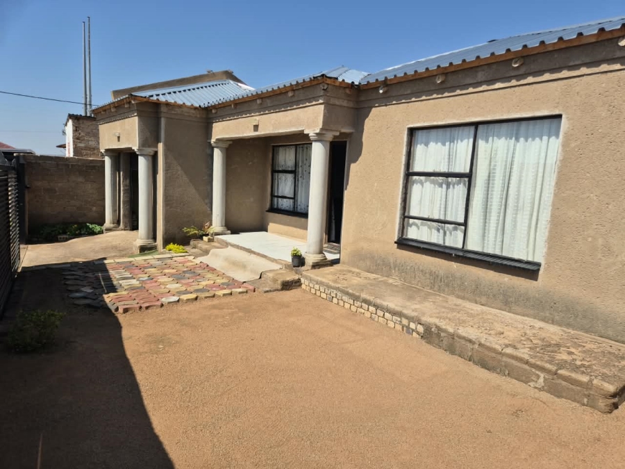 3 Bedroom Property for Sale in Soshanguve PP1 Gauteng