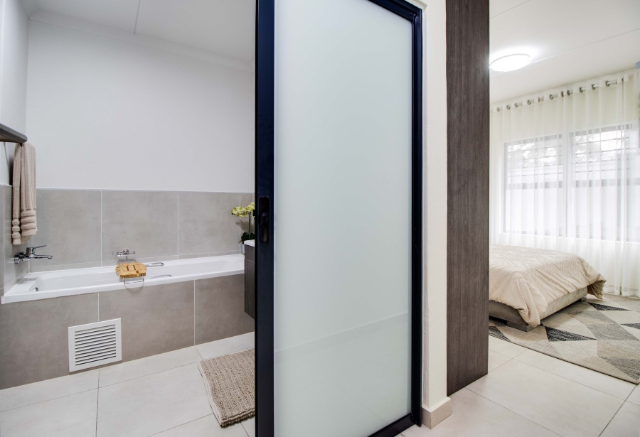 3 Bedroom Property for Sale in Lilianton Gauteng