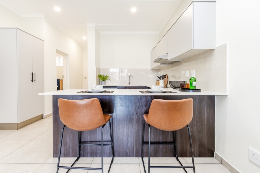 2 Bedroom Property for Sale in Greenstone Hill Gauteng