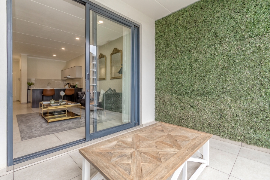2 Bedroom Property for Sale in Greenstone Hill Gauteng