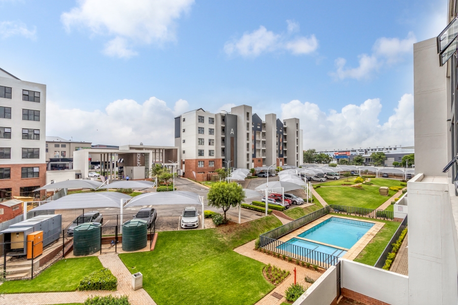 2 Bedroom Property for Sale in Greenstone Hill Gauteng