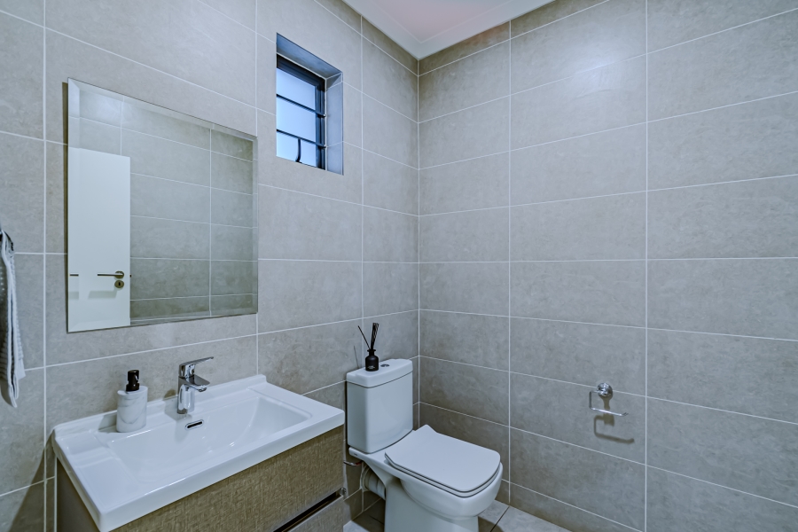 3 Bedroom Property for Sale in Greenstone Hill Gauteng