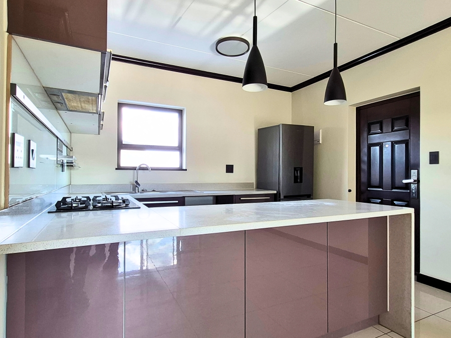 To Let 2 Bedroom Property for Rent in Blue Hills Gauteng
