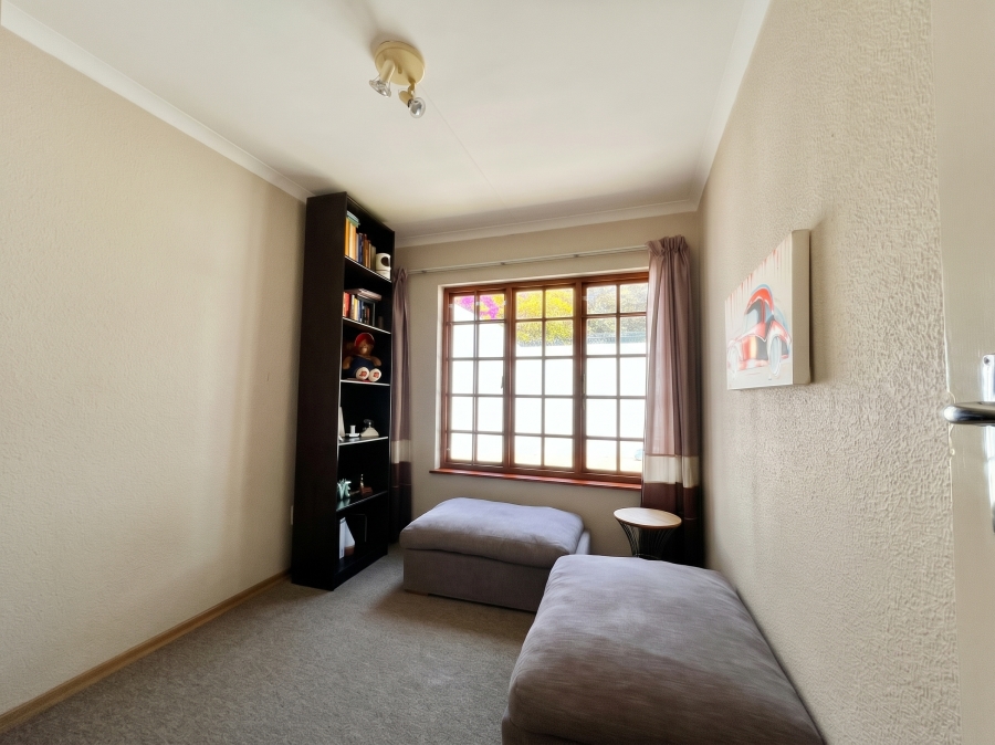2 Bedroom Property for Sale in Lonehill Gauteng