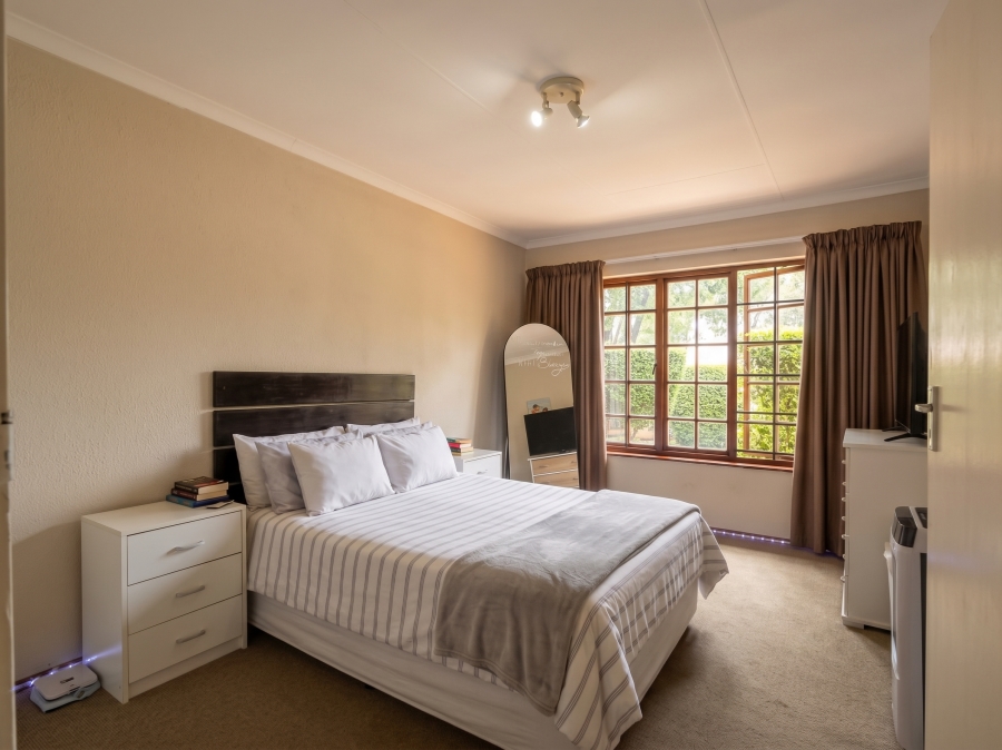 2 Bedroom Property for Sale in Lonehill Gauteng