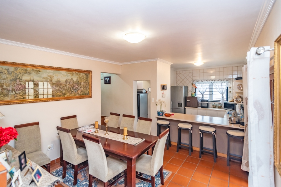 3 Bedroom Property for Sale in Faerie Glen Gauteng