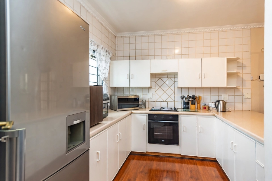 3 Bedroom Property for Sale in Faerie Glen Gauteng