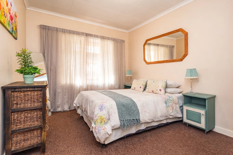 3 Bedroom Property for Sale in Faerie Glen Gauteng