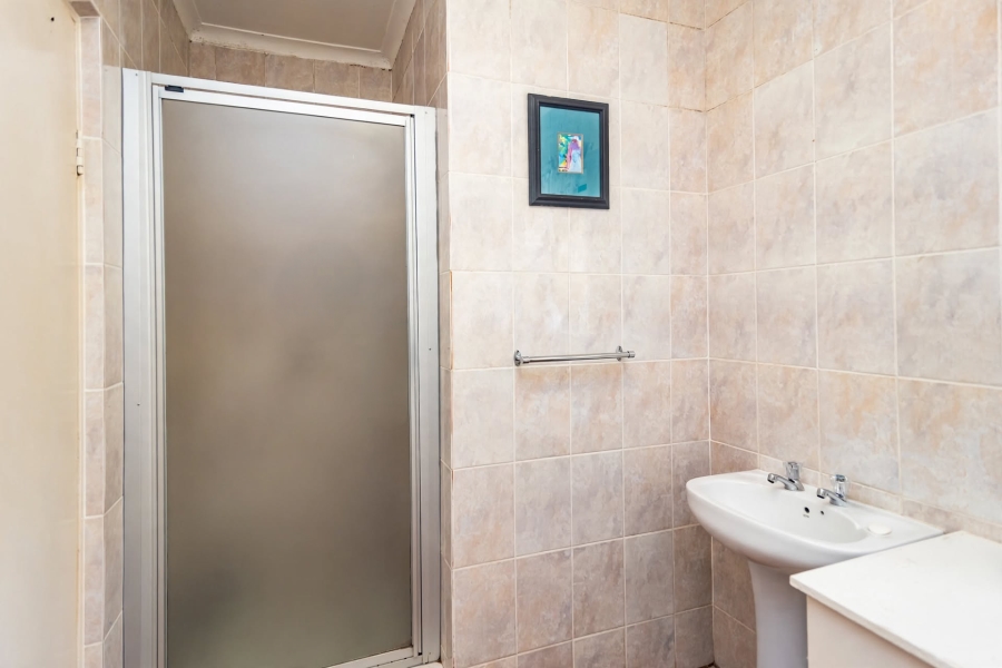 3 Bedroom Property for Sale in Faerie Glen Gauteng