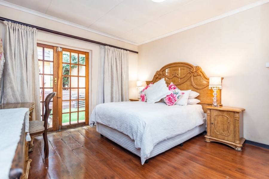 3 Bedroom Property for Sale in Faerie Glen Gauteng