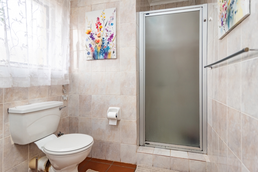 3 Bedroom Property for Sale in Faerie Glen Gauteng