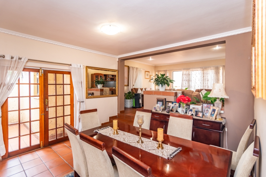 3 Bedroom Property for Sale in Faerie Glen Gauteng