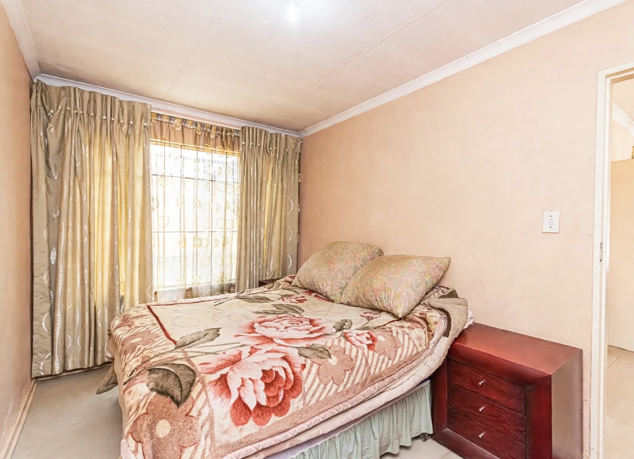 2 Bedroom Property for Sale in Dobsonville Ext 3 Gauteng