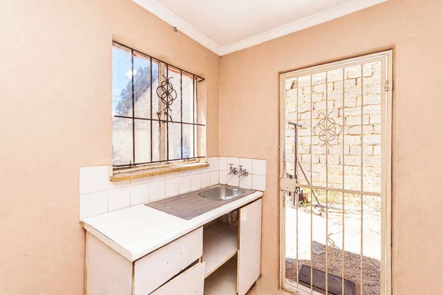 2 Bedroom Property for Sale in Dobsonville Ext 3 Gauteng