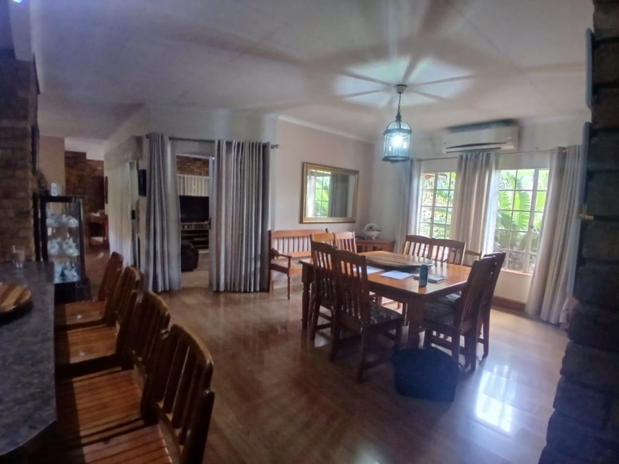 7 Bedroom Property for Sale in Theresa Park Gauteng