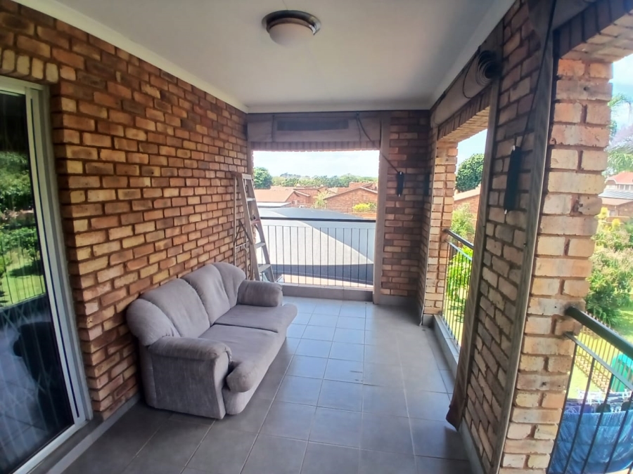 7 Bedroom Property for Sale in Theresa Park Gauteng