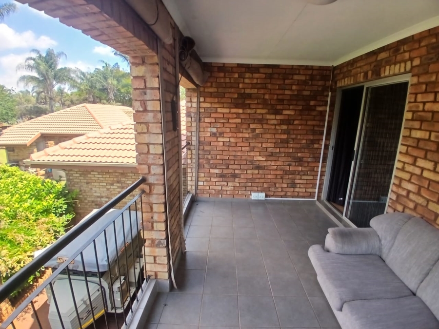 7 Bedroom Property for Sale in Theresa Park Gauteng