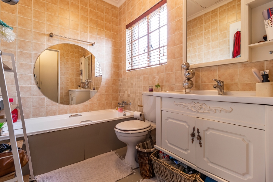 3 Bedroom Property for Sale in Noordhang Gauteng