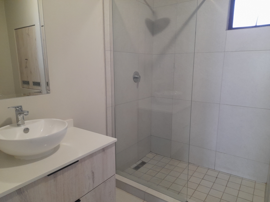 2 Bedroom Property for Sale in Carlswald Gauteng