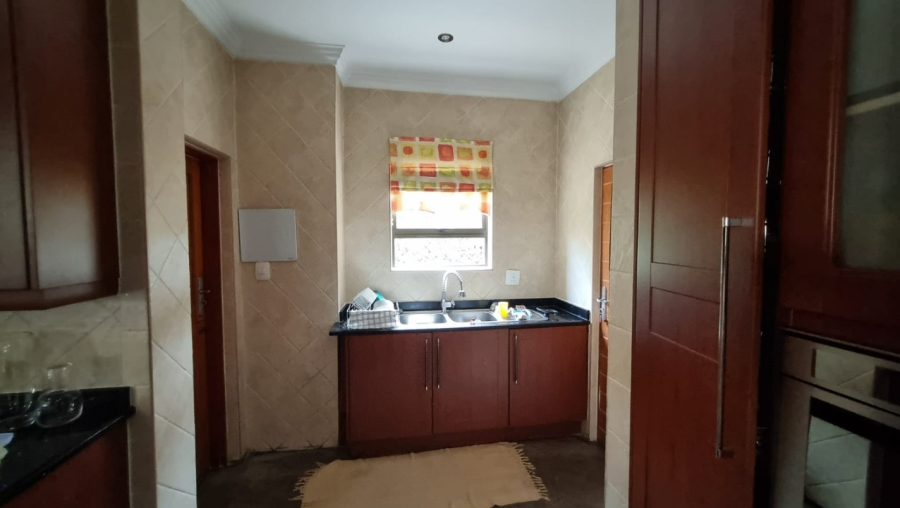 5 Bedroom Property for Sale in Brooklands Lifestyle Estate Gauteng
