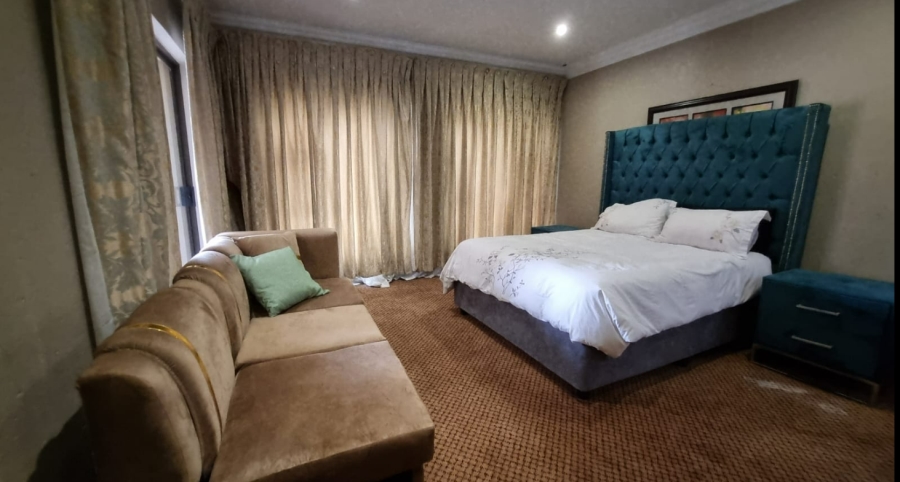 5 Bedroom Property for Sale in Brooklands Lifestyle Estate Gauteng