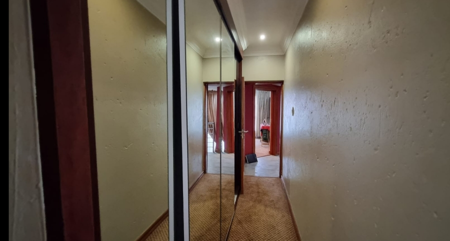5 Bedroom Property for Sale in Brooklands Lifestyle Estate Gauteng