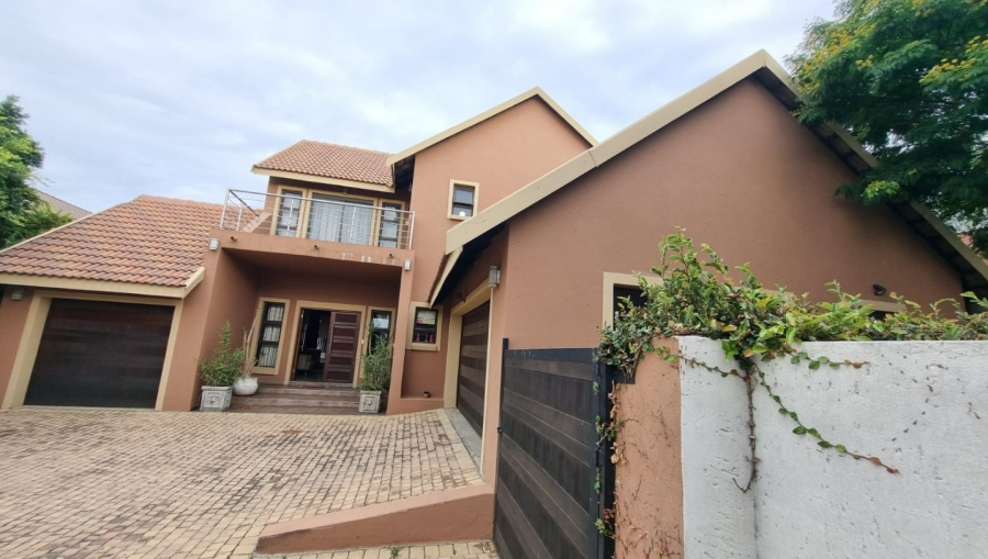 5 Bedroom Property for Sale in Brooklands Lifestyle Estate Gauteng