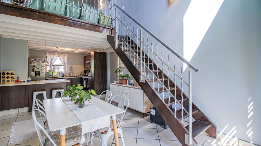 2 Bedroom Property for Sale in Pineslopes Gauteng