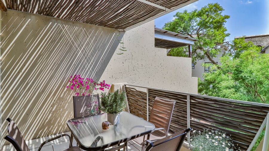 2 Bedroom Property for Sale in Pineslopes Gauteng