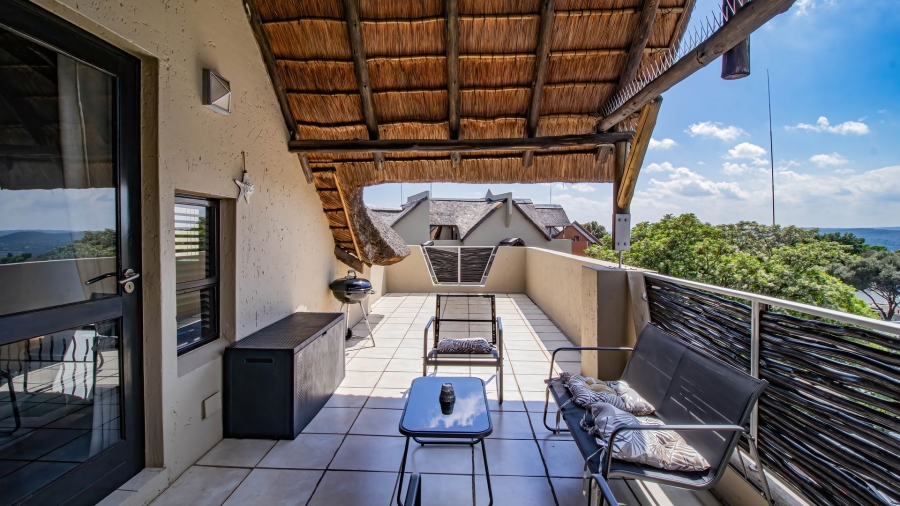 2 Bedroom Property for Sale in Pineslopes Gauteng
