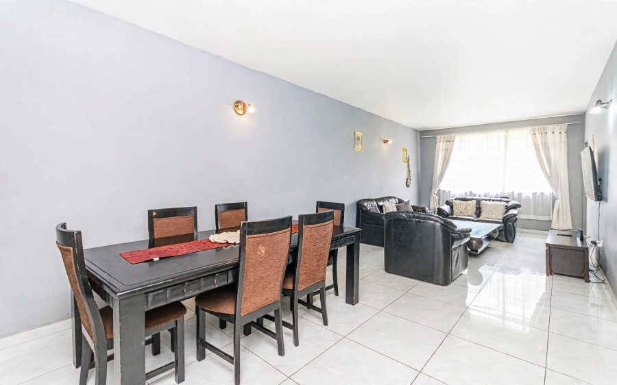 2 Bedroom Property for Sale in Florida Gauteng
