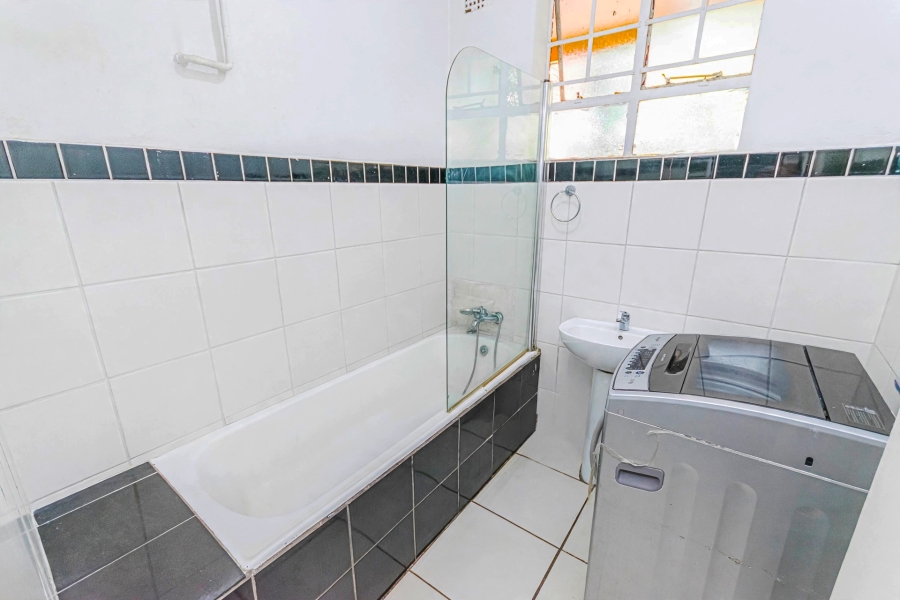 2 Bedroom Property for Sale in Florida Gauteng